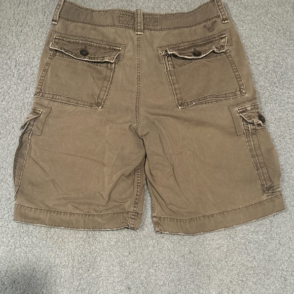 American Eagle Shorts Mens Size 32 Tan Green Cargo Distressed Midrise 12" Inseam - Picture 10 of 12
